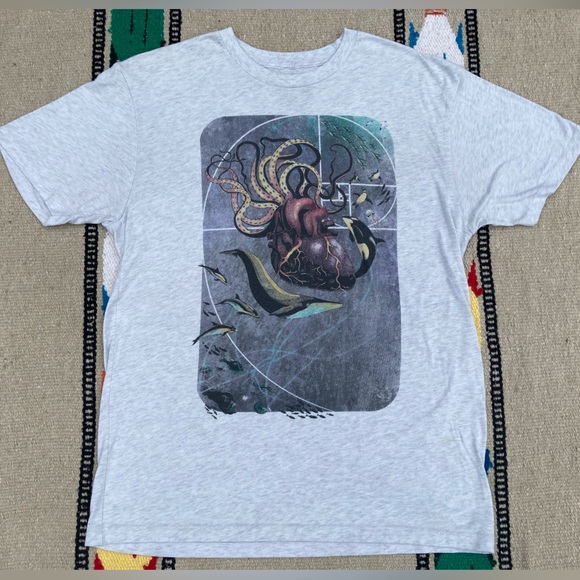 Curbside Ocean Life Golden Ratio Shirt Size Medium - Picture 2 of 10